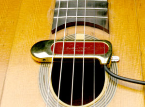 DeArmond Rhythm Chief 1000 Pickup – Gold GYPSY