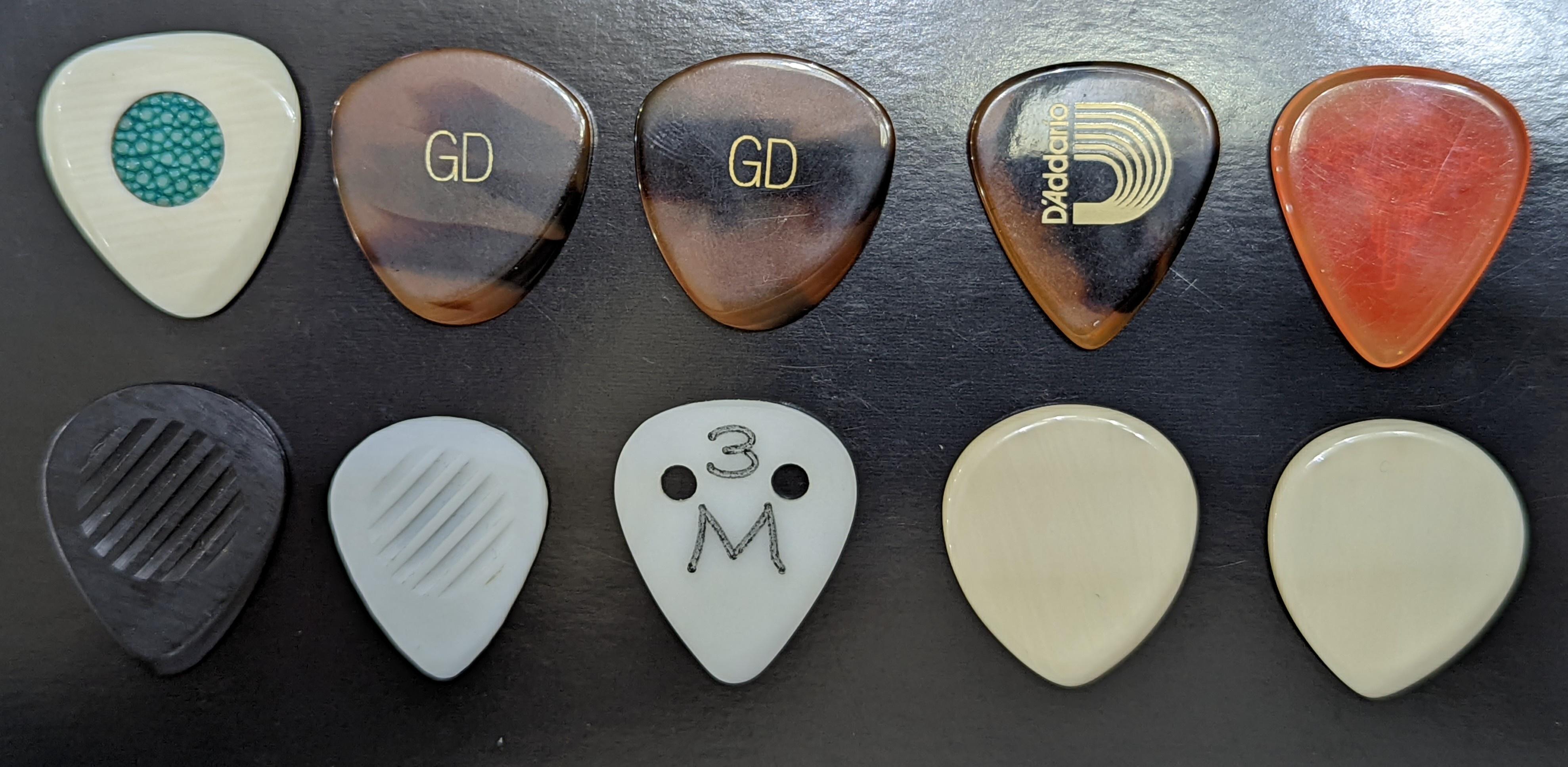 AB Guitar Picks for Sale - 11.27.2021 - Imgur (1).jpg