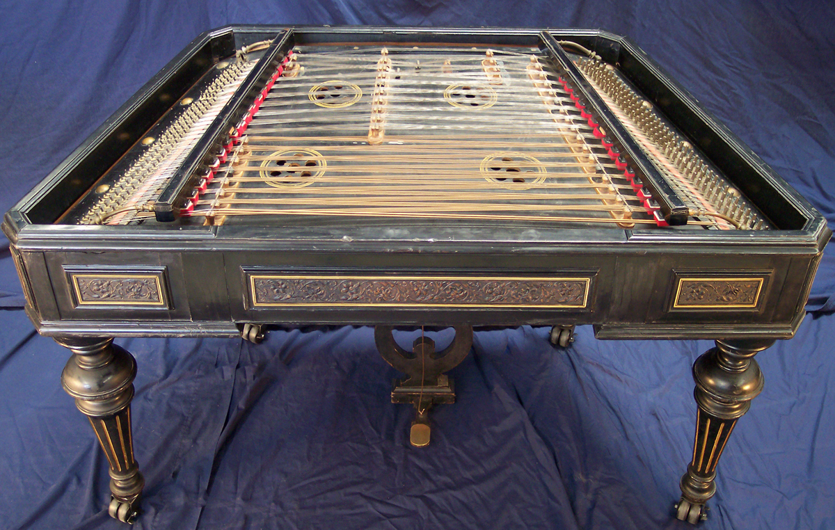 Cimbalom_(from_Emil_Richards_Collection).jpg