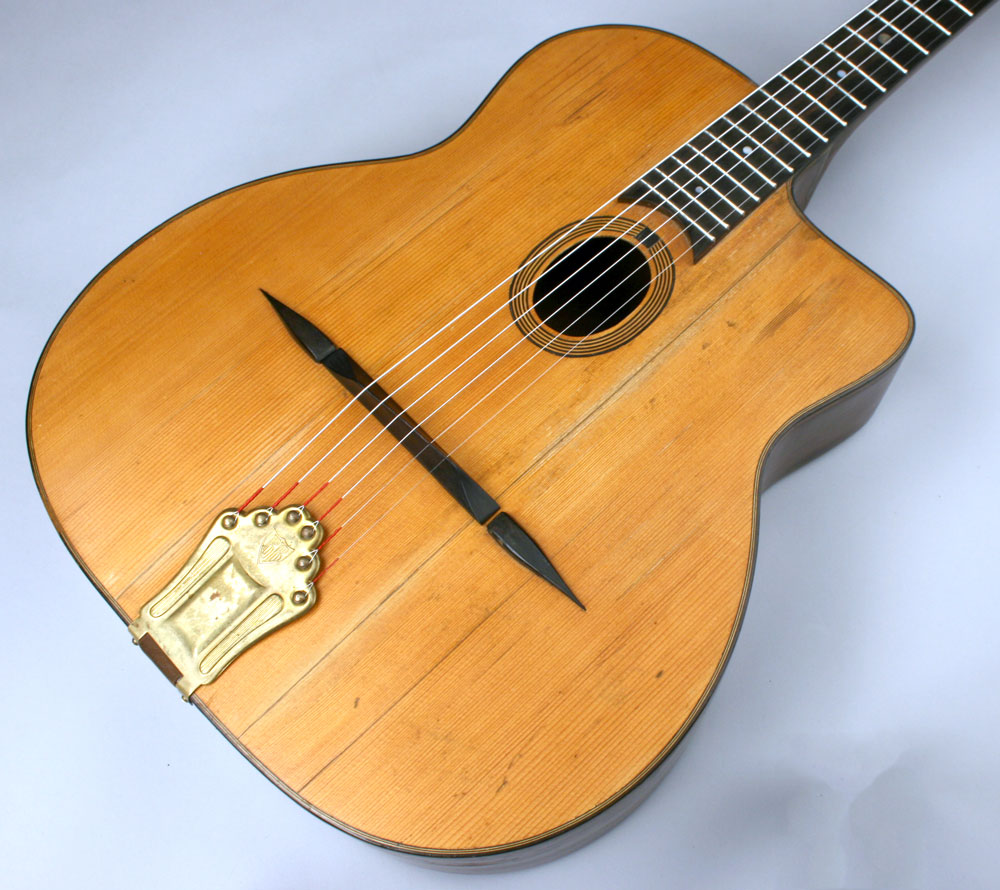 busato-oval-hole-grand-modele-2-front-close
