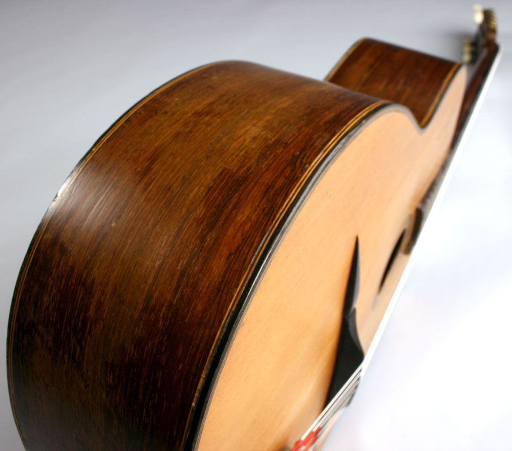 busato-oval-hole-grand-modele-2-side