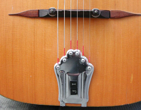 1990_favino_selmer-copy_1024_tailpiece